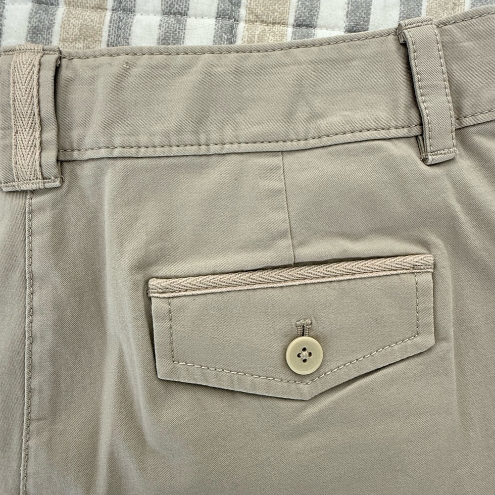 Tommy Bahama Relax Everyday Sz 6 Ellery Fit Khaki Shorts $88 Womens L9 - Picture 8 of 11